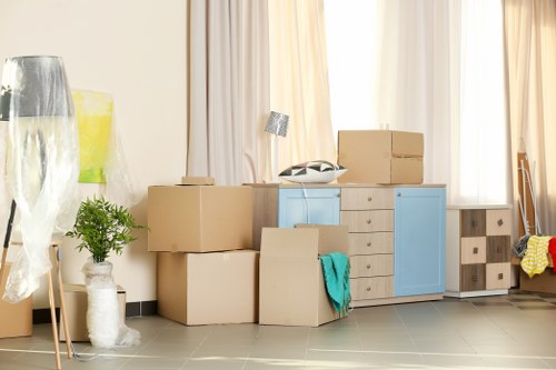 Storage unit interior for short-term storage in Boundsgreen