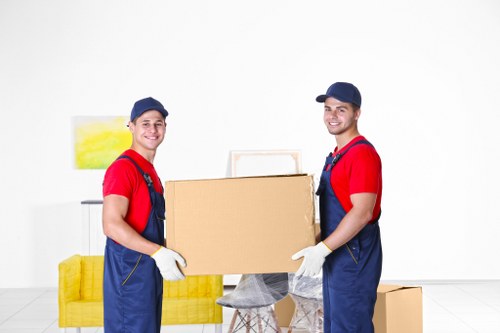 Flexible local man and van moving solution in Boundsgreen